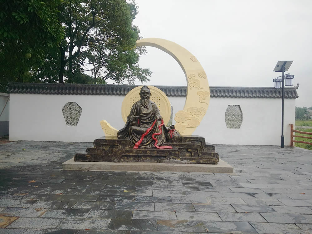 哈爾濱中心雕塑